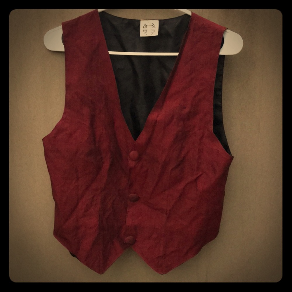 Dark red vest Large